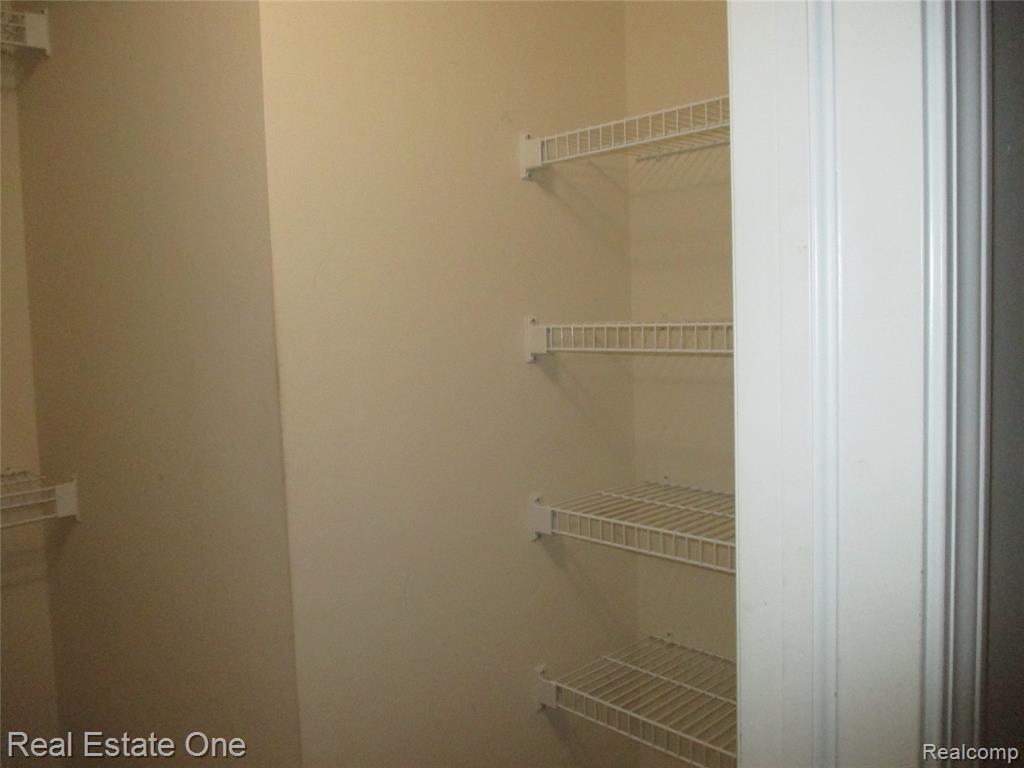 44982 Marigold Drive, Sterling Heights, MI 48314 — Photo 10