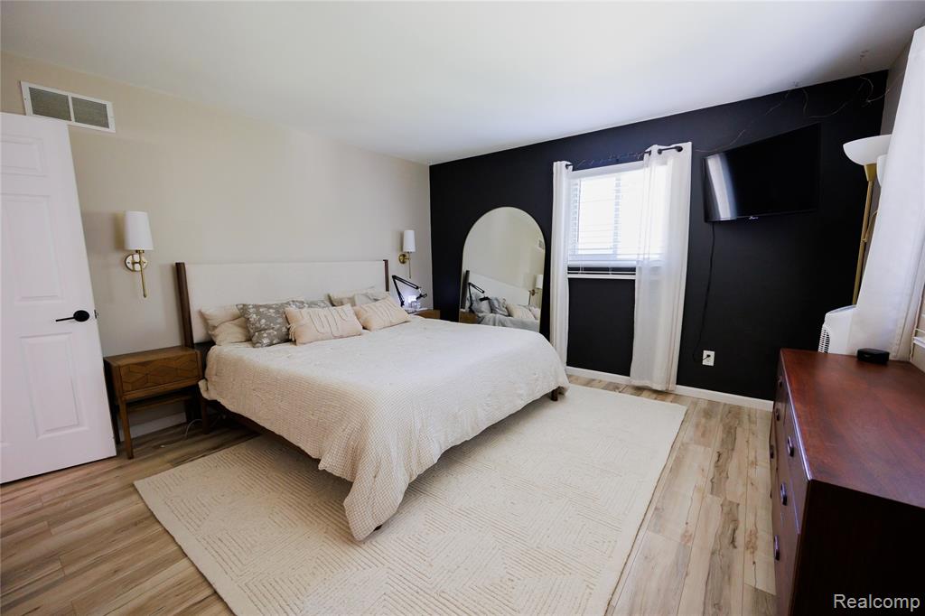 9420 Denton Hill Road, Fenton, MI 48430 — Photo 10