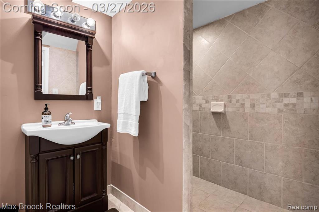 1086 Williamson Circle, Pontiac, MI 48340 — Photo 42
