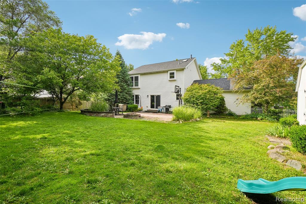 696 Vincent Street, Pinckney, MI 48169 — Photo 49