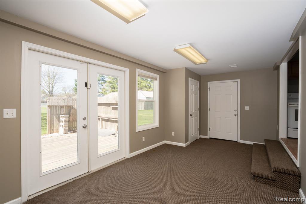3421 N Genesee Road, Flint, MI 48506 — Photo 16