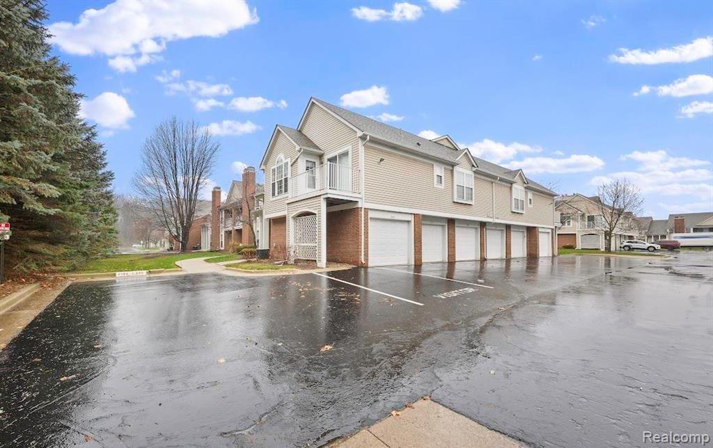 5472 Pine Aires Drive, Sterling Heights, MI 48314 — Photo 3