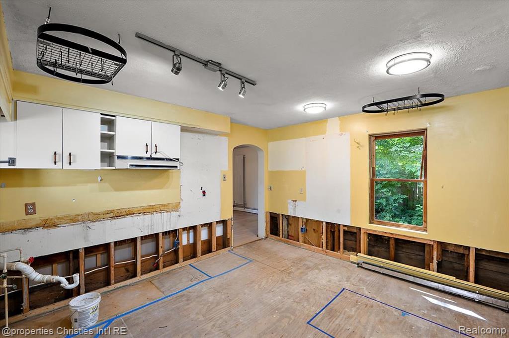 157 E Elmwood, Leonard, MI 48367 — Photo 46