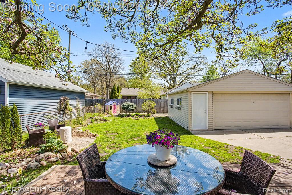 3744 Robina Avenue, Berkley, MI 48072 — Photo 24