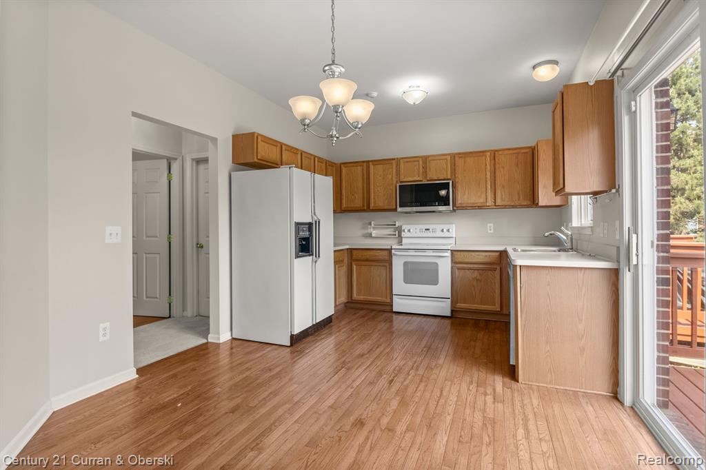 533 CONCORD Drive, Canton, MI 48188 — Photo 16