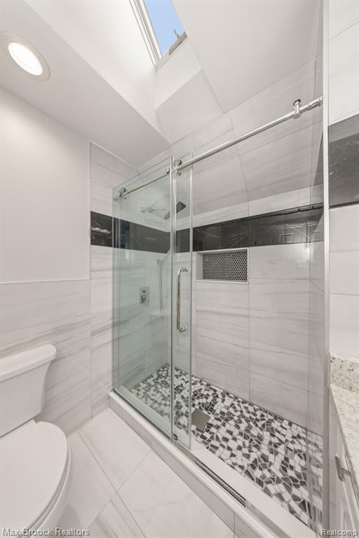 4659 LINWOOD Street, West Bloomfield, MI 48324 — Photo 35