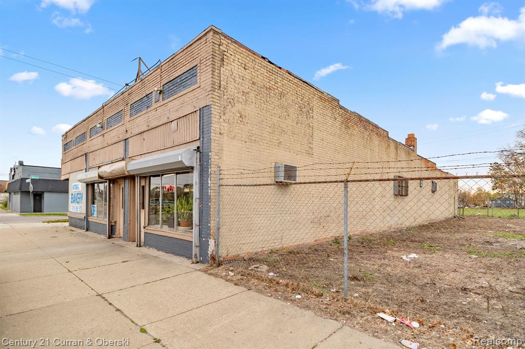 736 E STATE FAIR RD, Highland Park, MI 48203 — Photo 34