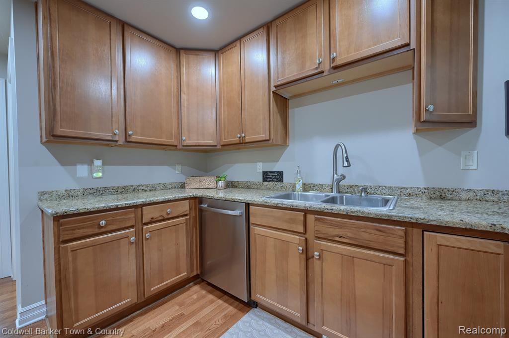 30975 ASBURY HILL, New Hudson, MI 48165 — Photo 13