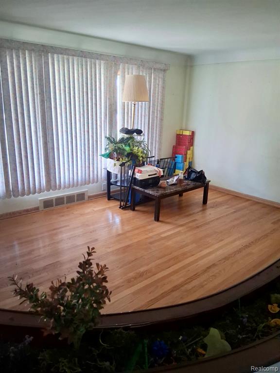 19385 Skyline Street, Roseville, MI 48066 — Photo 3