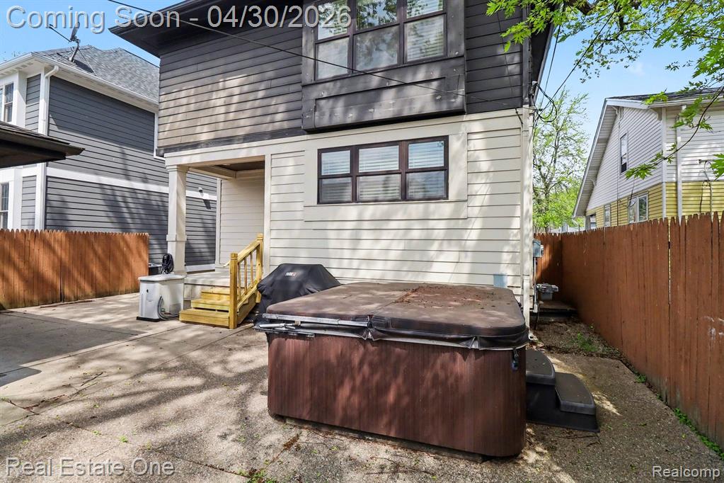714 E University Avenue, Royal Oak, MI 48067 — Photo 32