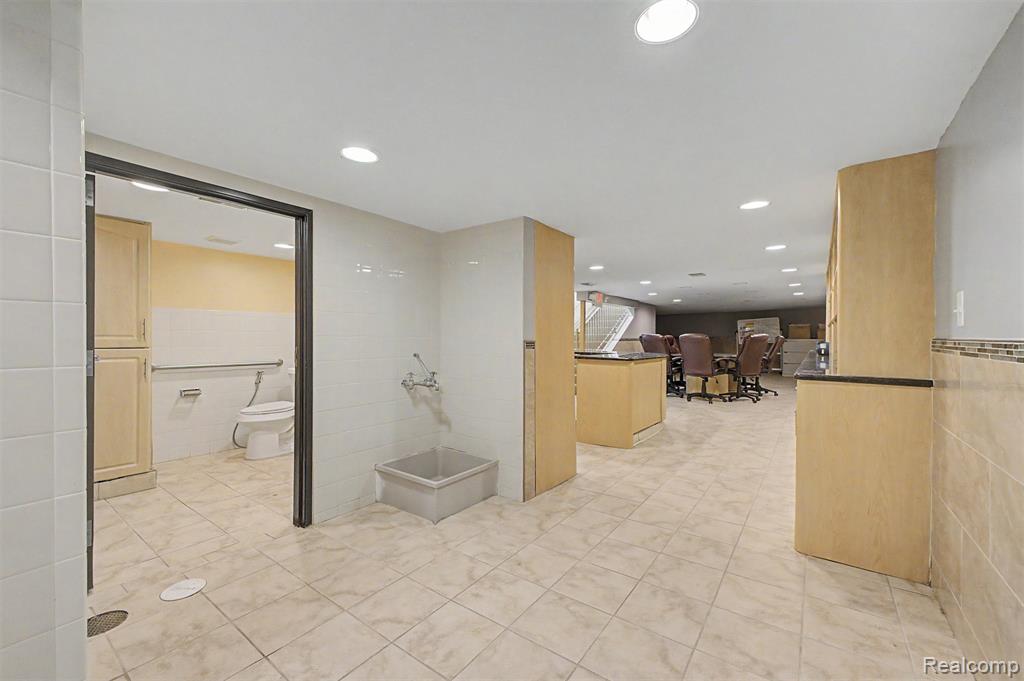 6140 Greenfield Road, Dearborn, MI 48126 — Photo 24