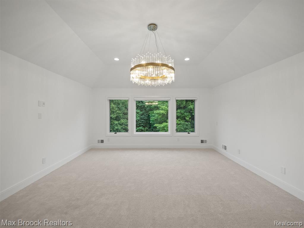 4331 Spruce Hill Lane, Bloomfield Hills, MI 48301 — Photo 36