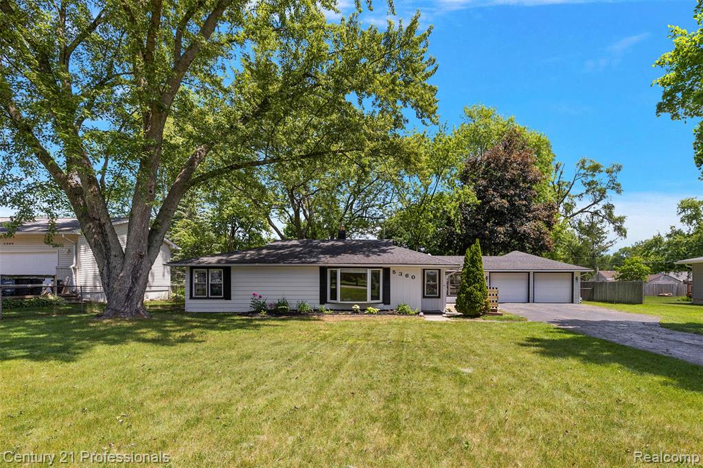 5360 Frankwill Avenue, Clarkston, MI — front exterior