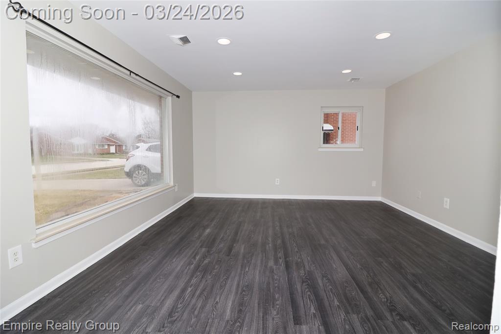 6444 Sunset Street, Garden City, MI — Photo 6
