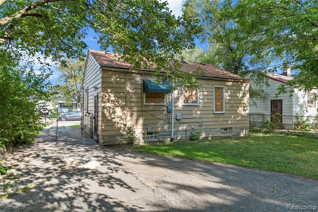 6021 Greenview Avenue, Detroit, MI 48228 — Photo 13