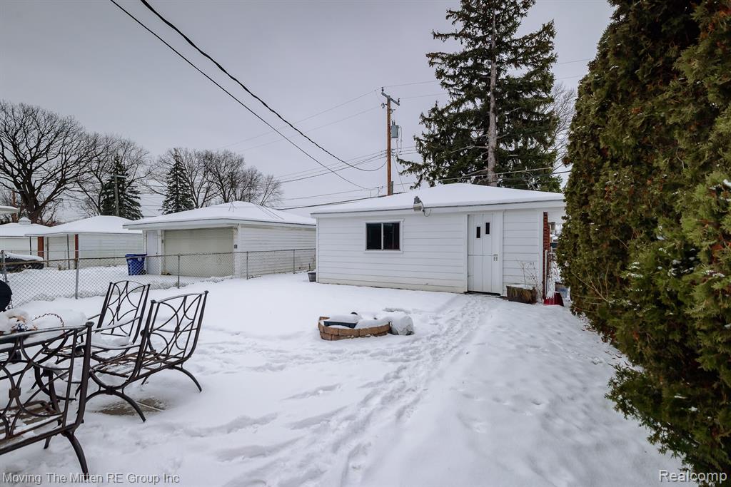 8913 Appleton Street, Redford, MI 48239 — Photo 38