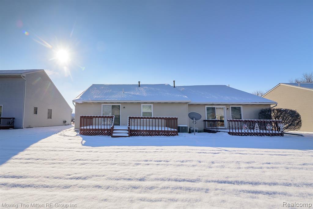 446 Stonehaven Court, 14, Milan, MI 48160 — Photo 28