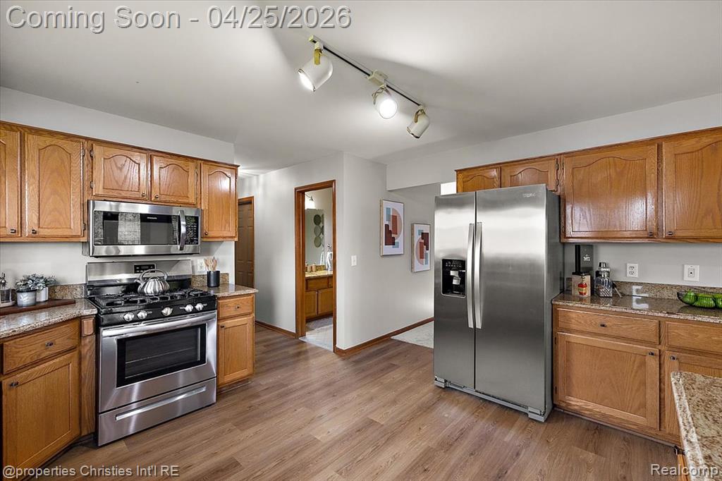 50053 Middle River Drive, Macomb, MI 48044 — Photo 18