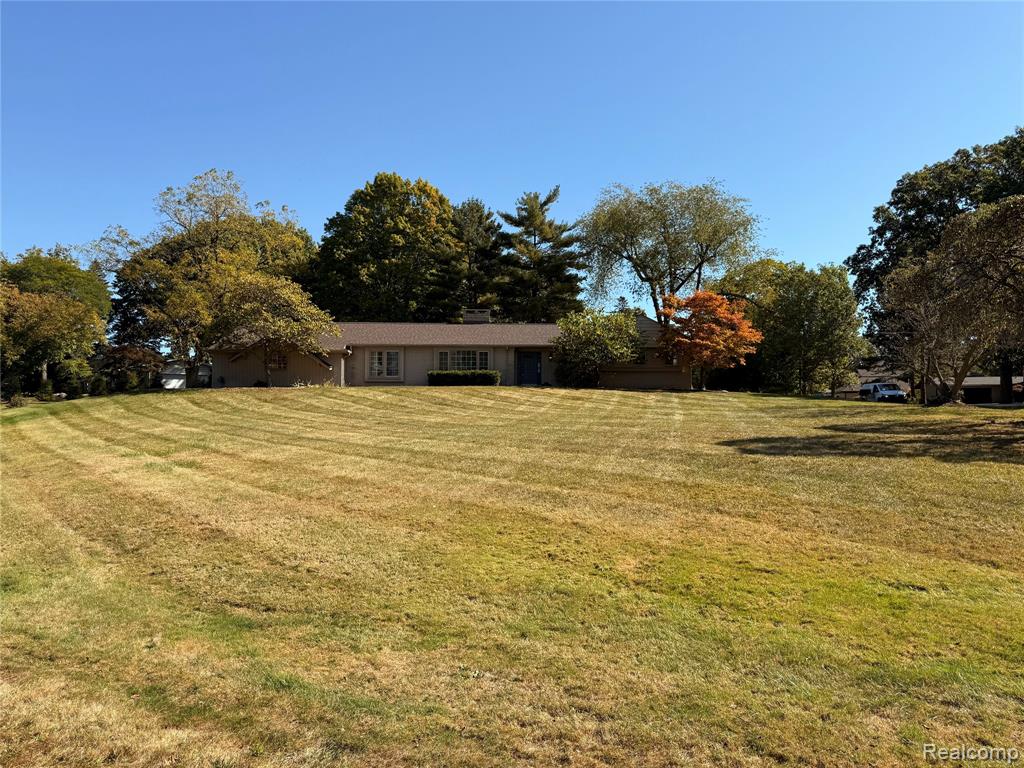 1929 Bayou Drive, Bloomfield, MI 48302 — Photo 23