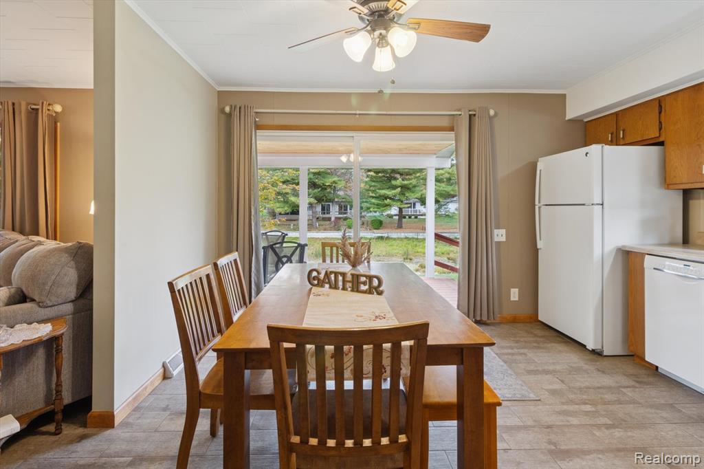 5266 S Pine Street, Beaverton, MI 48612 — Photo 36