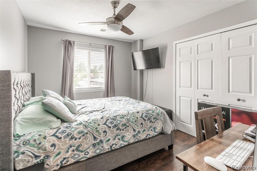 9699 WILDFLOWER, Belleville, MI 48111 — Photo 19
