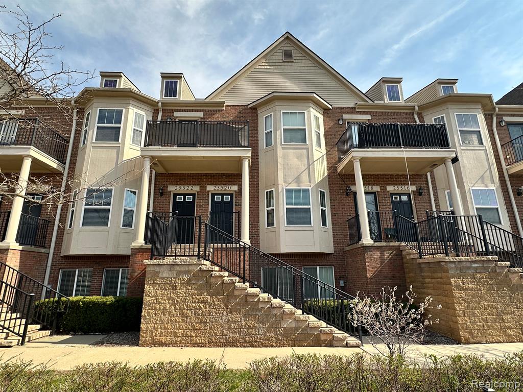 25520 PORTICO Lane, Novi, MI