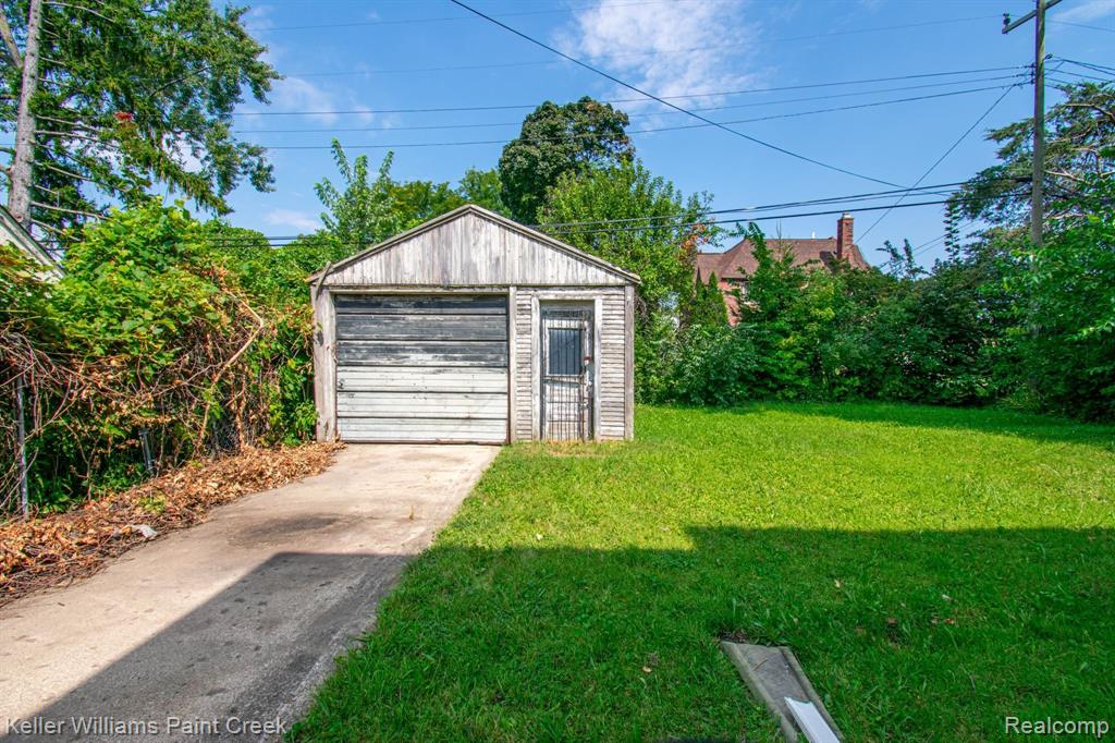 474 W GREENDALE, Highland Park, MI 48203 — Photo 32
