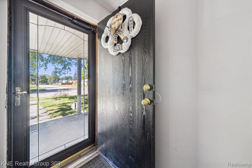 1395 BYRON Avenue, Ypsilanti, MI 48198 — Photo 7