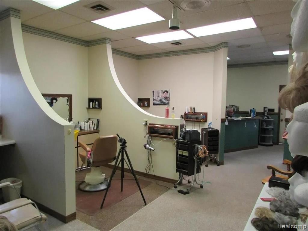 568 W CENTER Road, Essexville, MI 48732 — Photo 14
