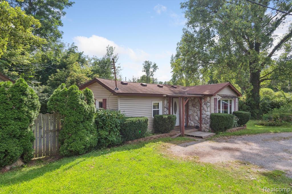 7801 E Michigan Avenue, Jackson, MI 49201 — Photo 2