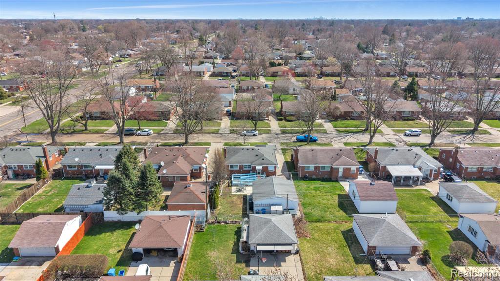8701 Glengary Street, Dearborn Heights, MI 48127 — Photo 33