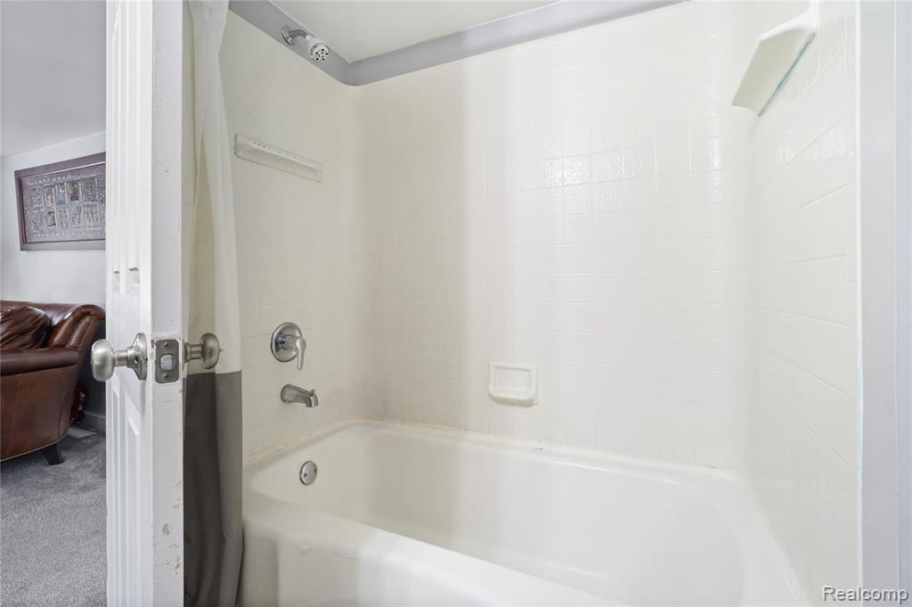 12034 Seymour Road, Montrose, MI 48457 — Photo 23