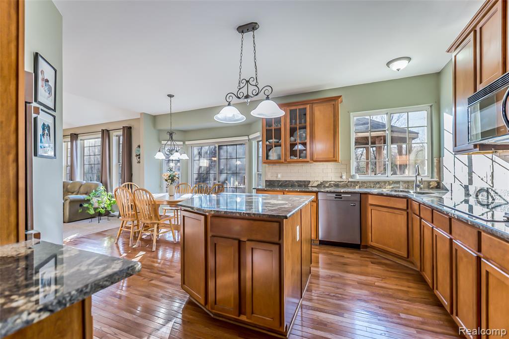 49776 Parkside Drive, Northville, MI 48168 — Photo 7