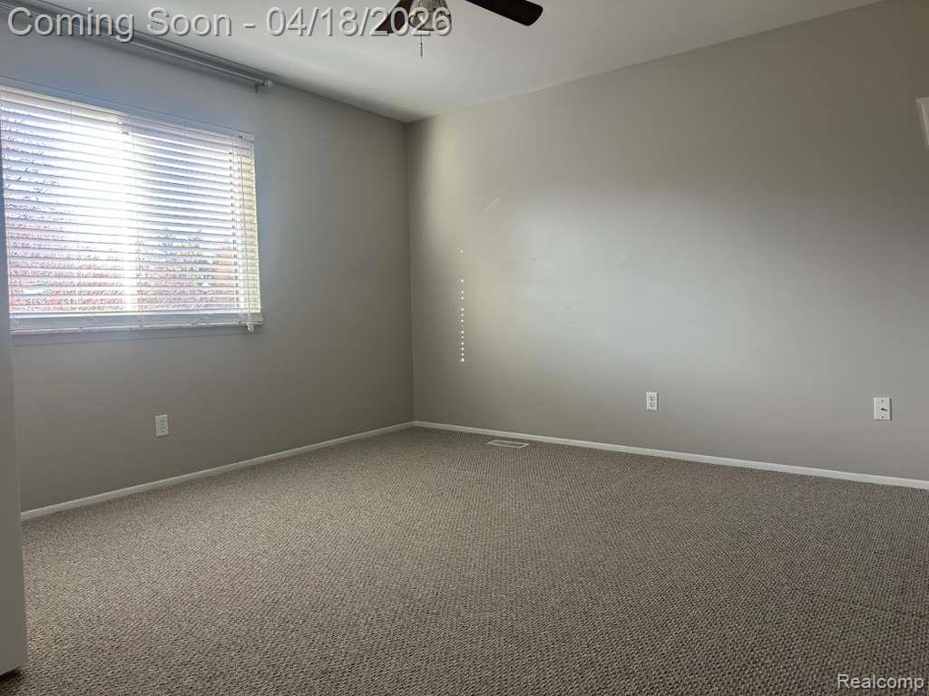 3960 Kings Point Drive, Troy, MI 48083 — Photo 16