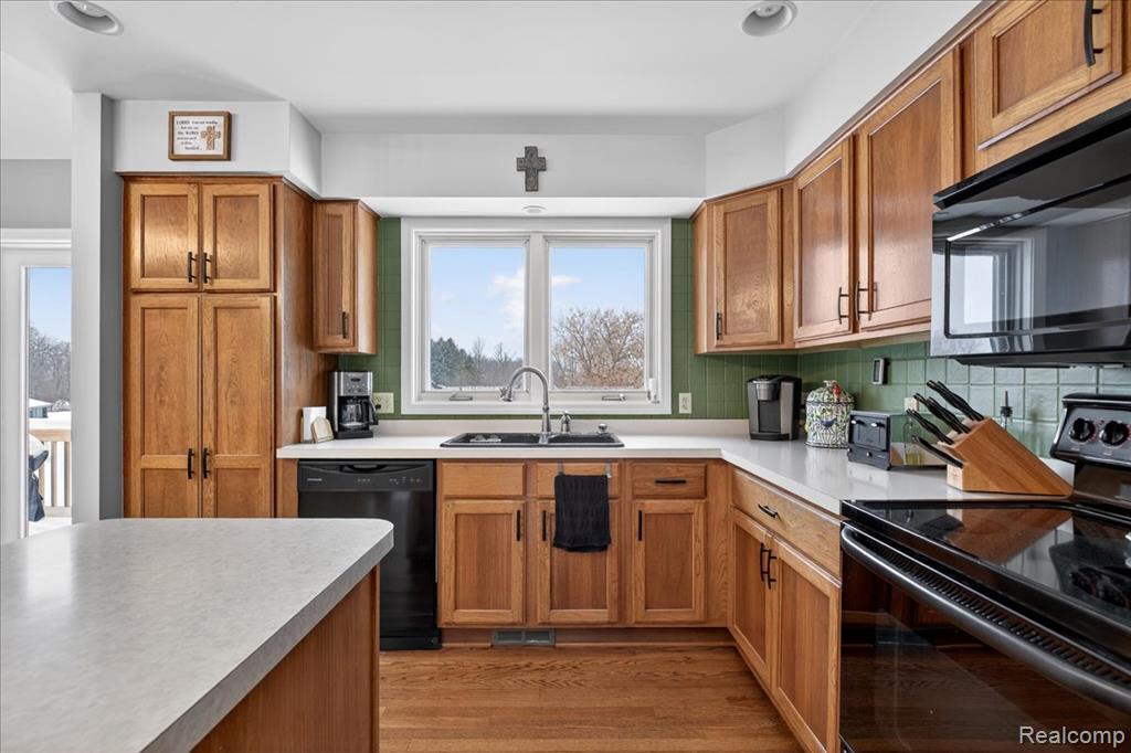 13660 French Lane, Davisburg, MI 48350 — Photo 19