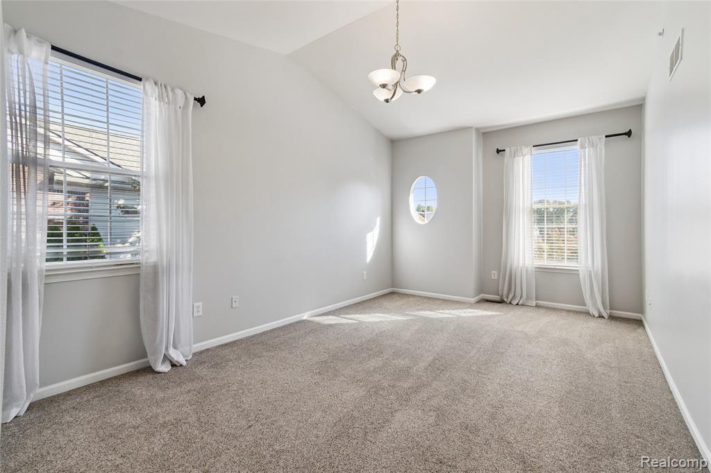 571 Summerfield Drive, Westland, MI — Photo 11