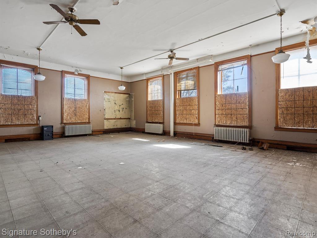 453 MARTIN LUTHER KING JR Boulevard, Detroit, MI 48201 — Photo 13