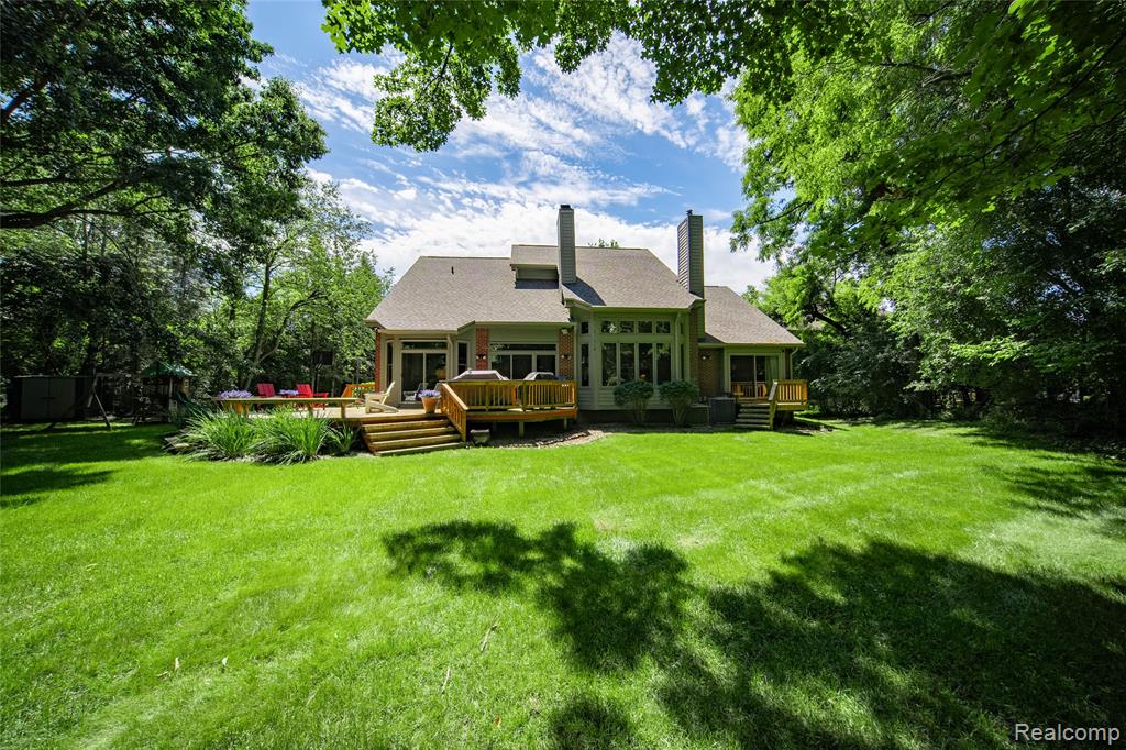 7422 Autumn Hill Drive, West Bloomfield, MI 48323 — Photo 45