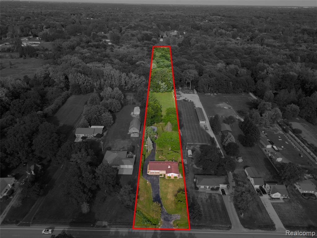 21515 Huron River Drive, New Boston, MI 48164 — Photo 66