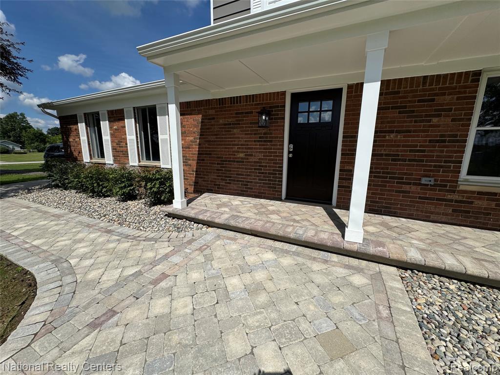 4109 Loves Creek, Howell, MI 48843