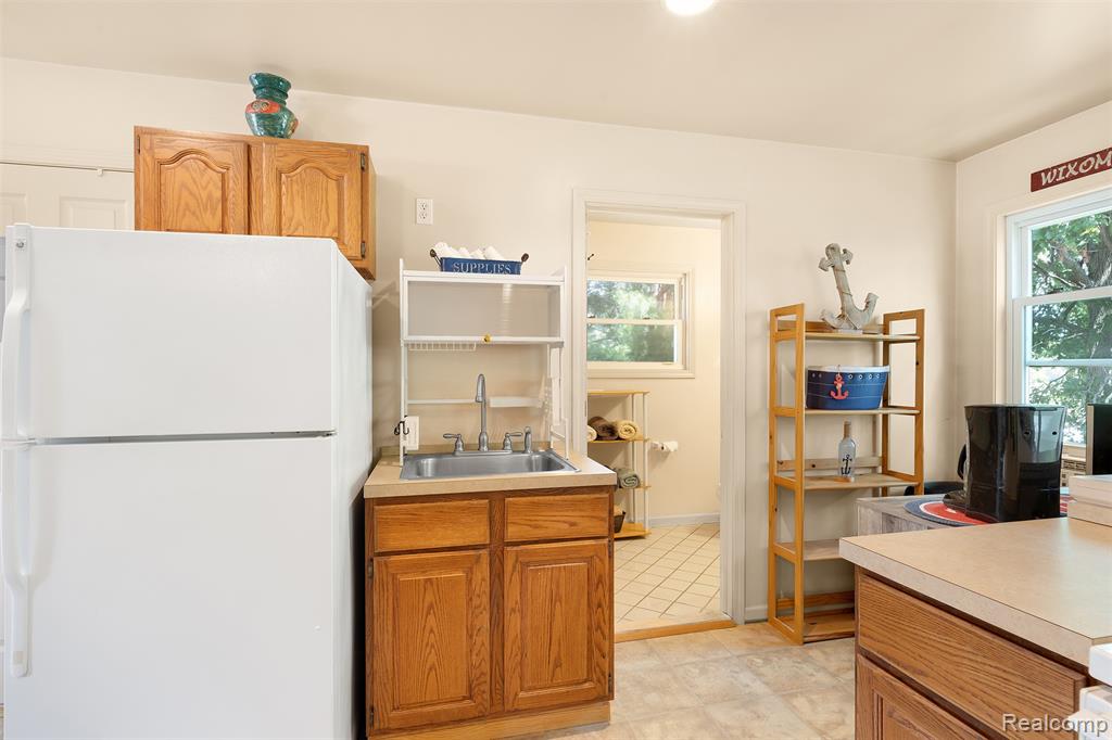 5423 Oakridge Drive, Beaverton, MI 48612 — Photo 24