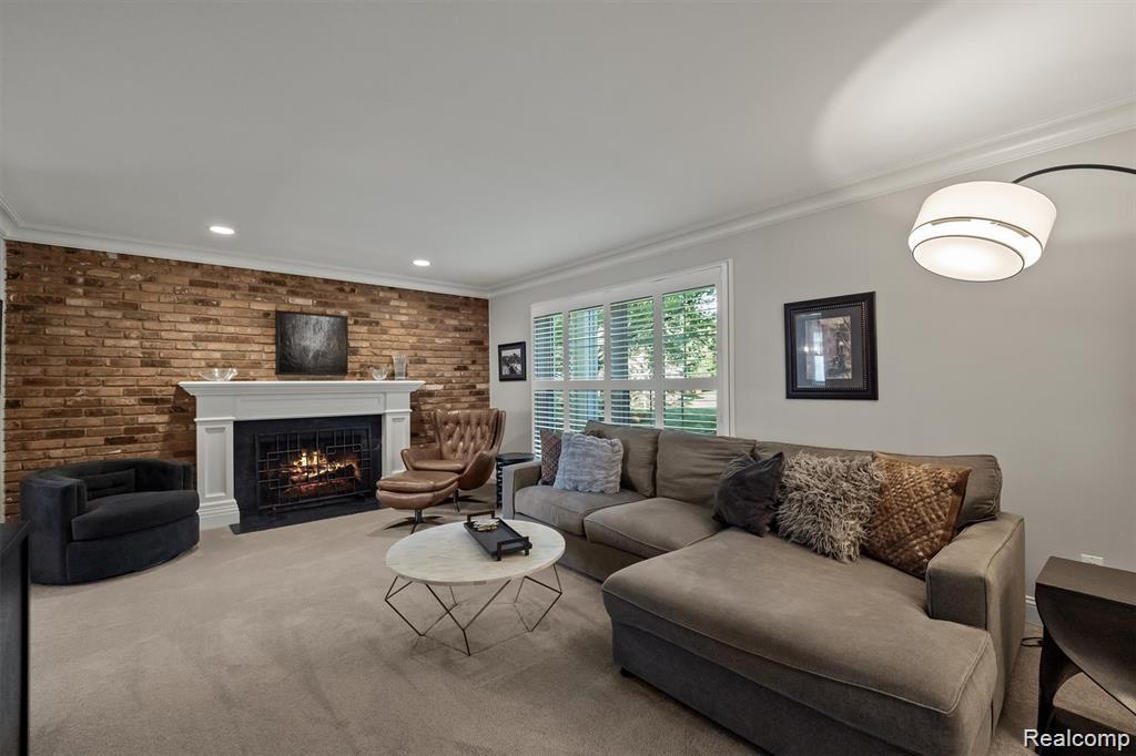 5365 Van Ness Court, Bloomfield Hills, MI 48302 — Photo 15