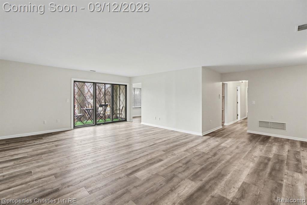 42160 Woodward Avenue, 86, Bloomfield Hills, MI 48304 — Photo 3