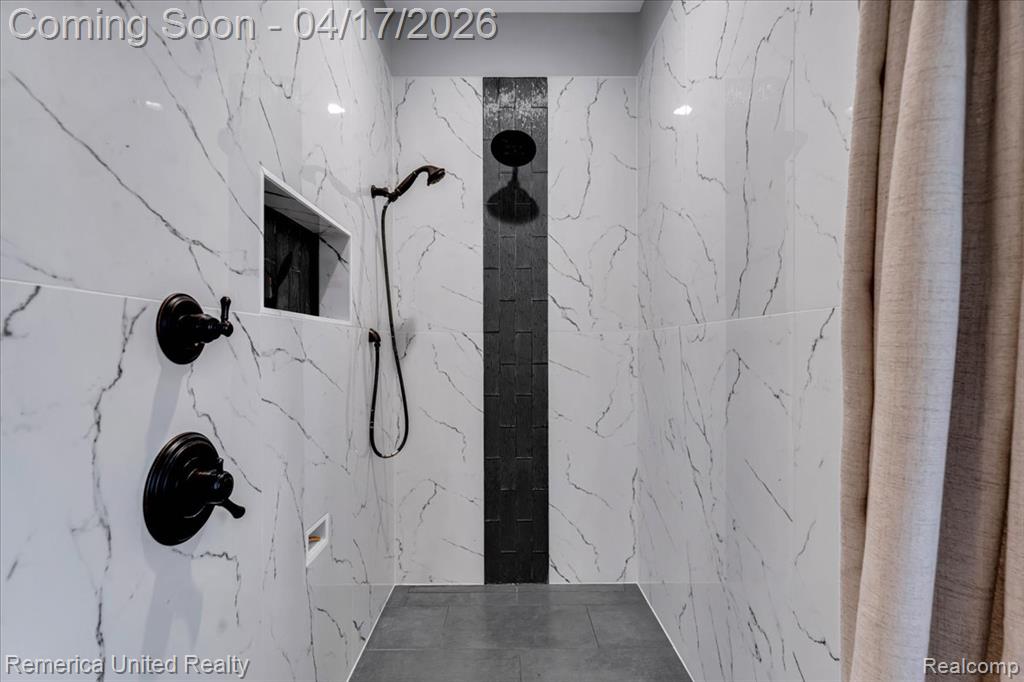 1425 Wind Valley Lane, Holly, MI 48442 — Photo 29