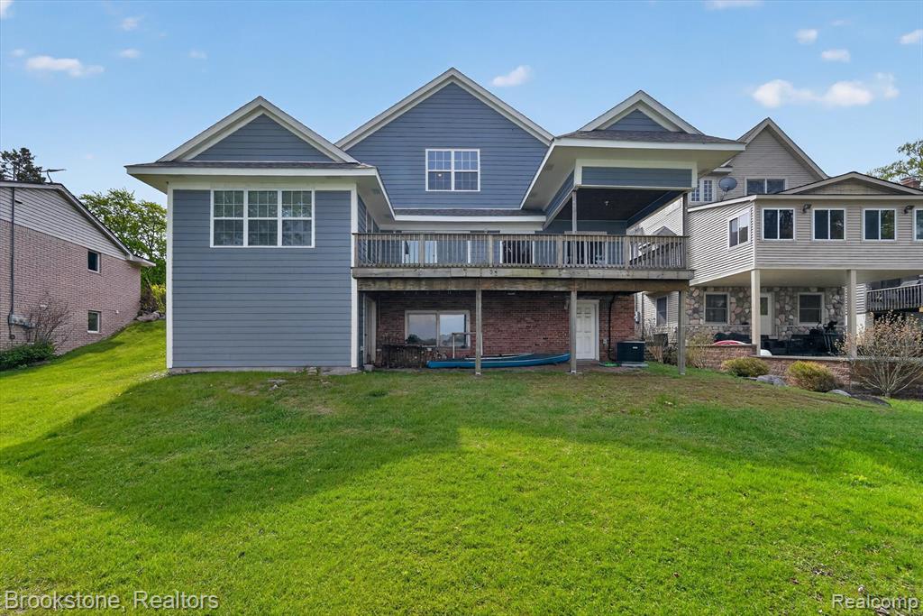 3695 Lotus Drive, Waterford, MI 48329 — Photo 39