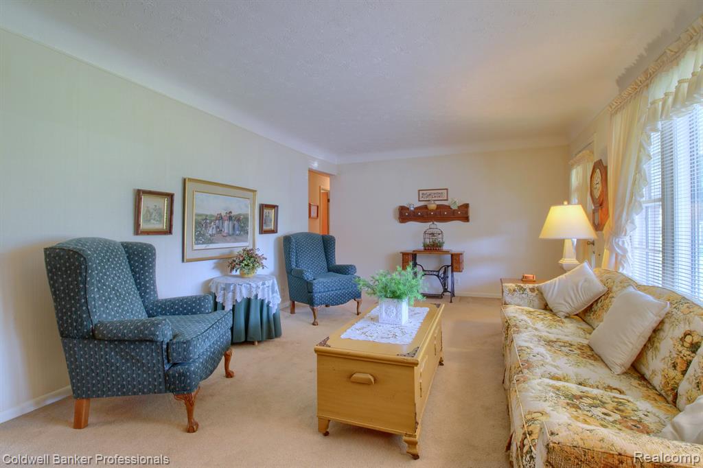 9111 MORRISON Avenue, Plymouth, MI 48170 — Photo 7