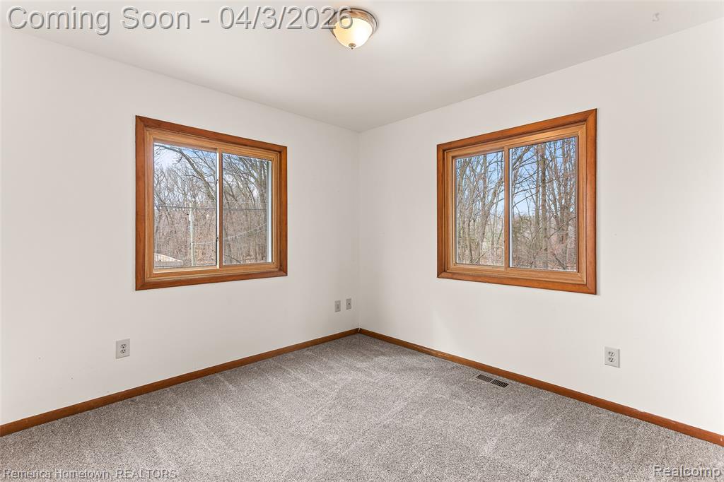 10618 Wolverine Drive, Pinckney, MI 48169 — Photo 32