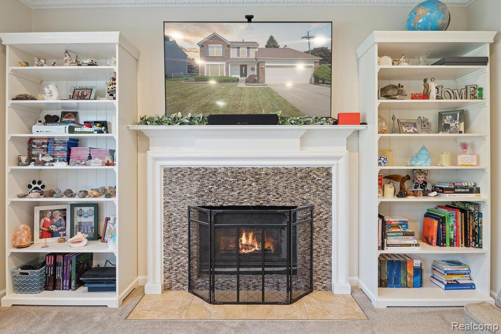 8979 BROUGHAM Drive, Sterling Heights, MI 48312 — Photo 23