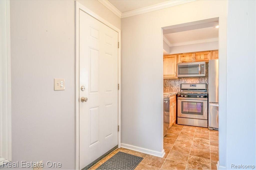 8041 FREMONT Street, Westland, MI — Photo 14