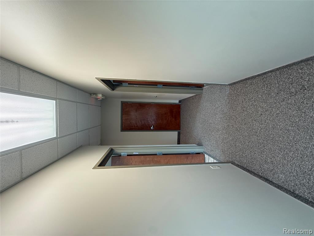 8382 Holly Road, Grand Blanc, MI 48439 — Photo 5
